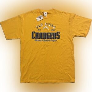 San Diego Chargers t-shirt, size L, color yellow/gold